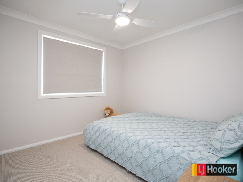 25 Lambrusco Way, North Tamworth NSW 2340