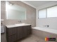 25 Lambrusco Way, North Tamworth NSW 2340