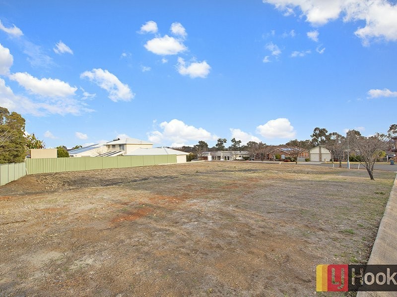 6 Overlanders Way, Tamworth NSW 2340