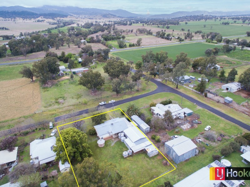 5 Holroyd Street, Tamworth NSW 2340