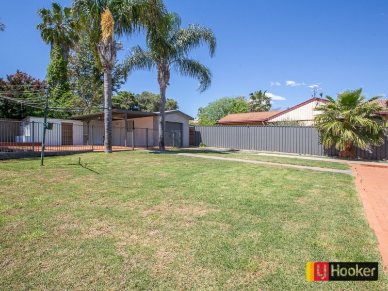 42 Manilla Road, Tamworth NSW 2340