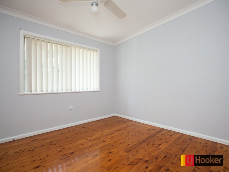 42 Manilla Road, Tamworth NSW 2340