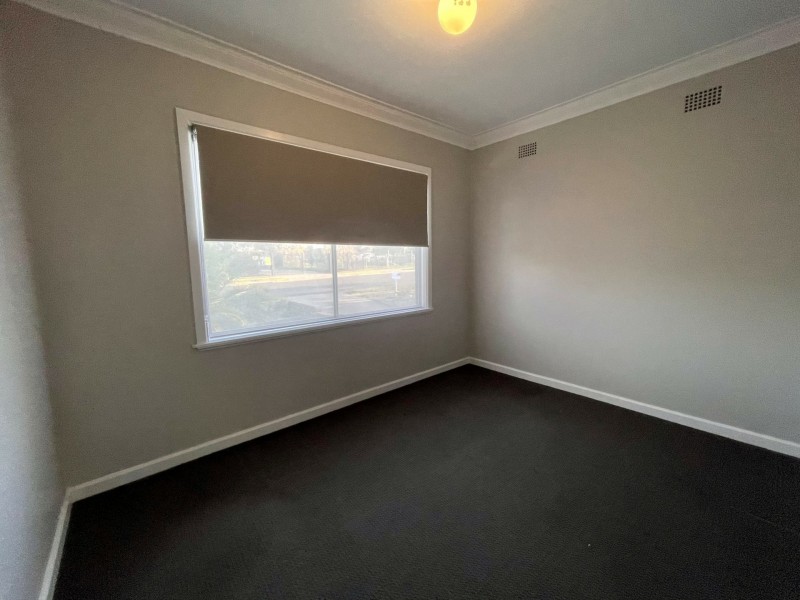 11 Degance Street, South Tamworth NSW 2340