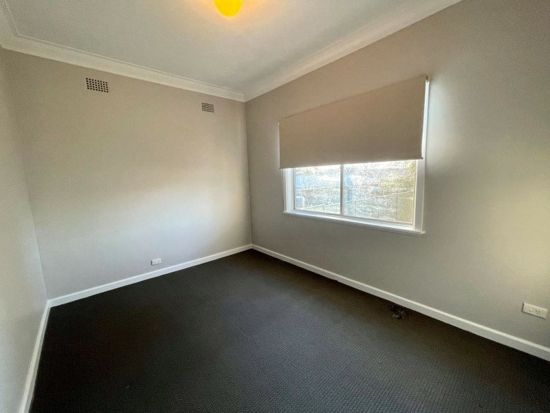 11 Degance Street, South Tamworth NSW 2340