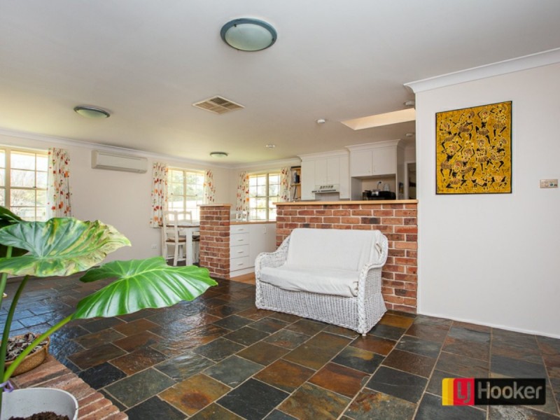 6 Paton Street, South Tamworth NSW 2340