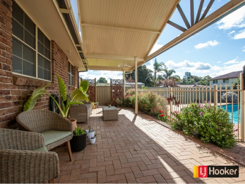 6 Paton Street, South Tamworth NSW 2340