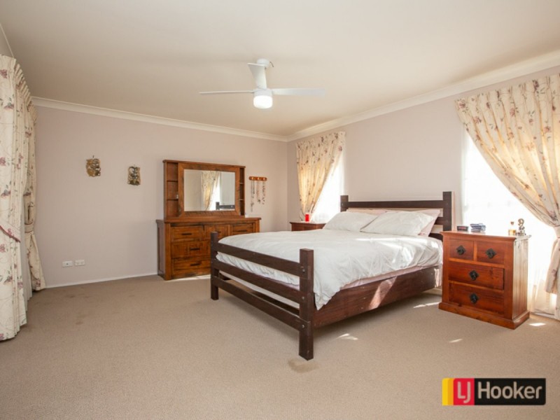 6 Paton Street, South Tamworth NSW 2340