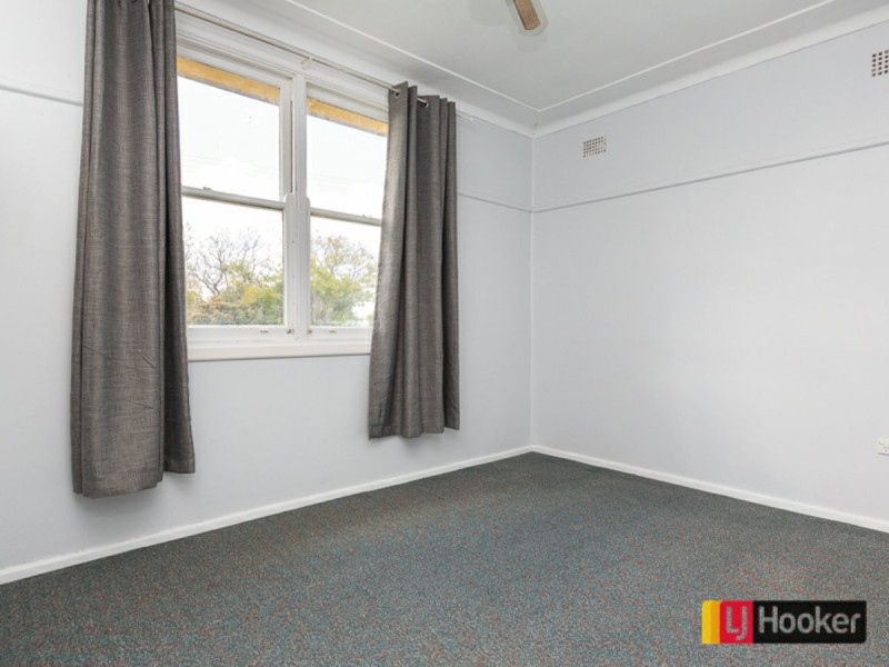 17 Susanne Street, South Tamworth NSW 2340