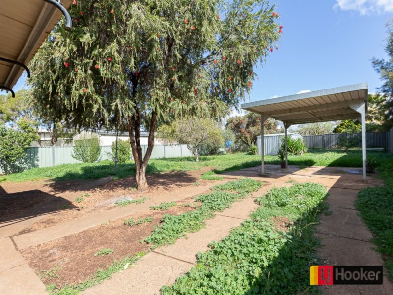 17 Susanne Street, South Tamworth NSW 2340