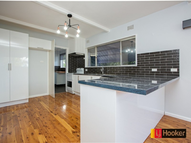 87 Hillvue Road, Hillvue NSW 2340