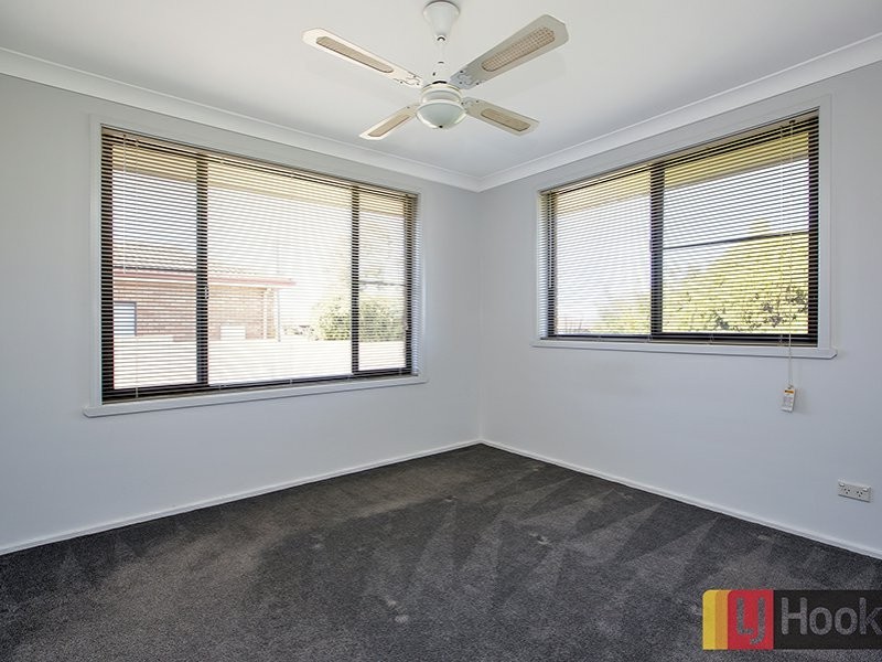 27 Fisher Road, Tamworth NSW 2340