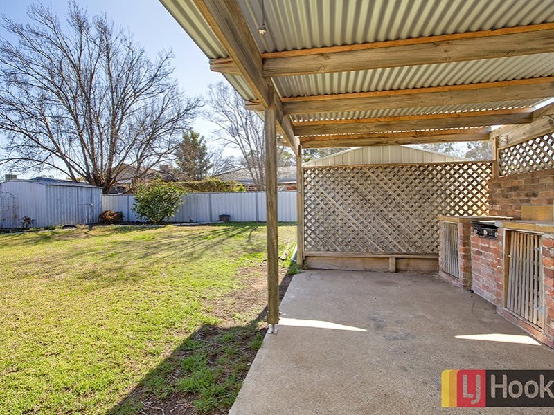27 Fisher Road, Tamworth NSW 2340