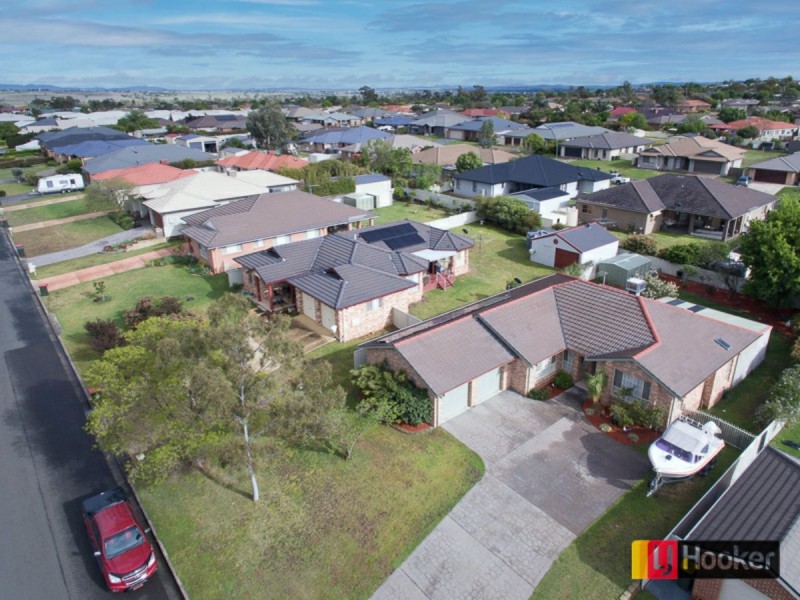 39 Warwick Road, Hillvue NSW 2340