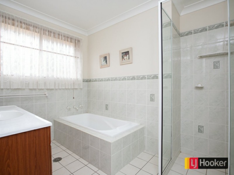 39 Warwick Road, Hillvue NSW 2340