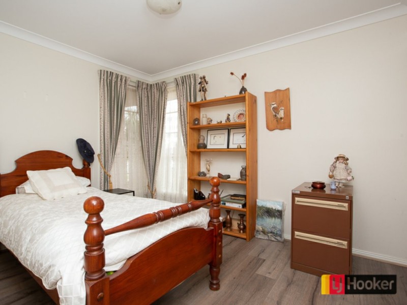 39 Warwick Road, Hillvue NSW 2340