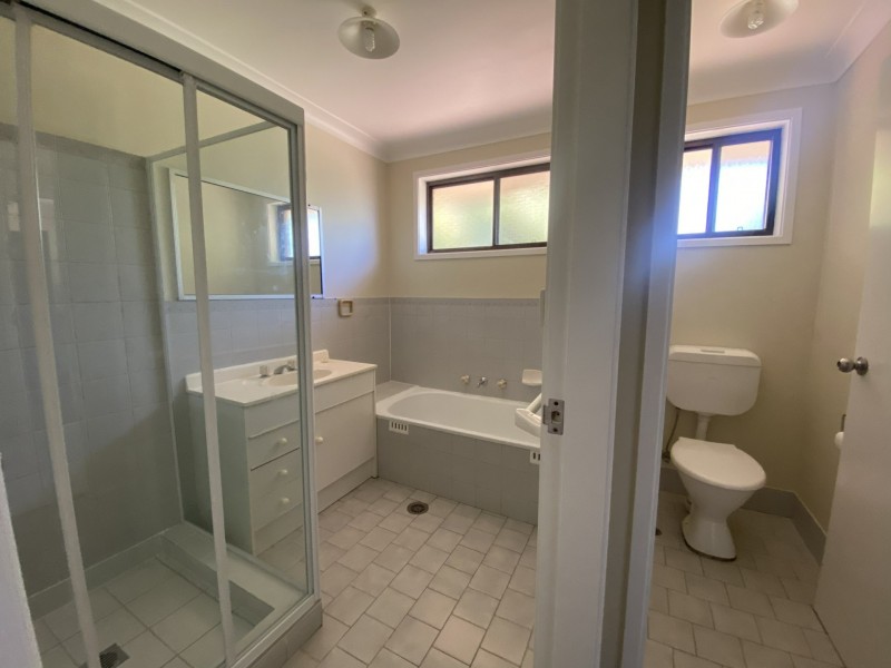 49 Carole Drive, Kootingal NSW 2352