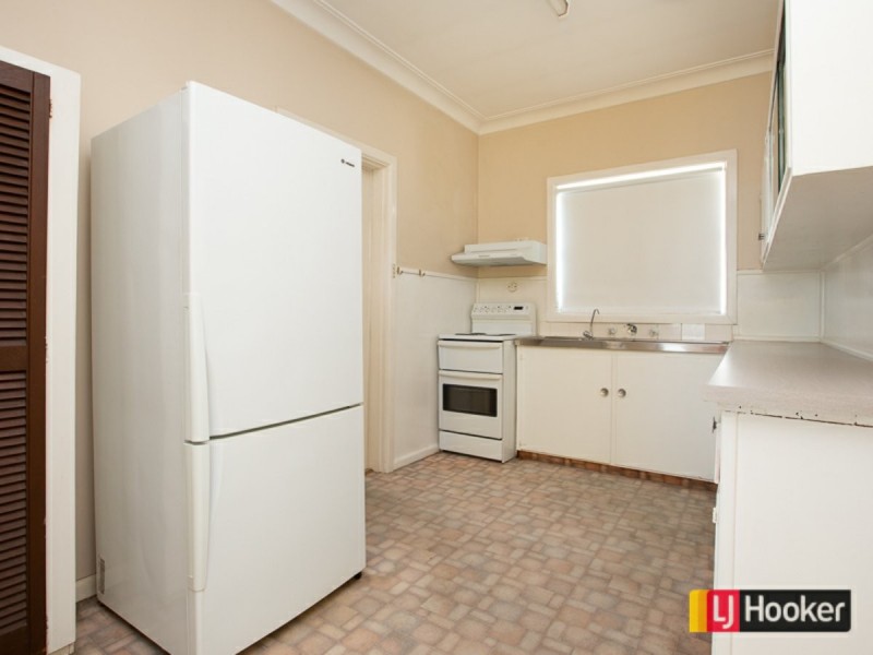 5 Warren Street, Tamworth NSW 2340