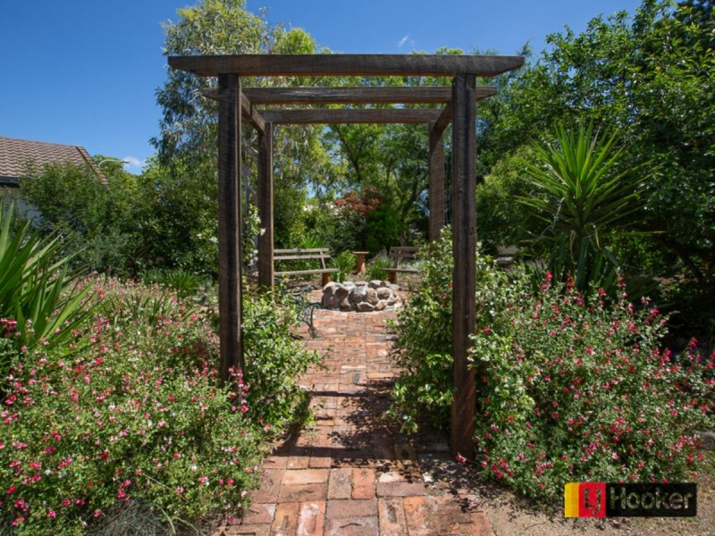 18 Matilda Place, Tamworth NSW 2340