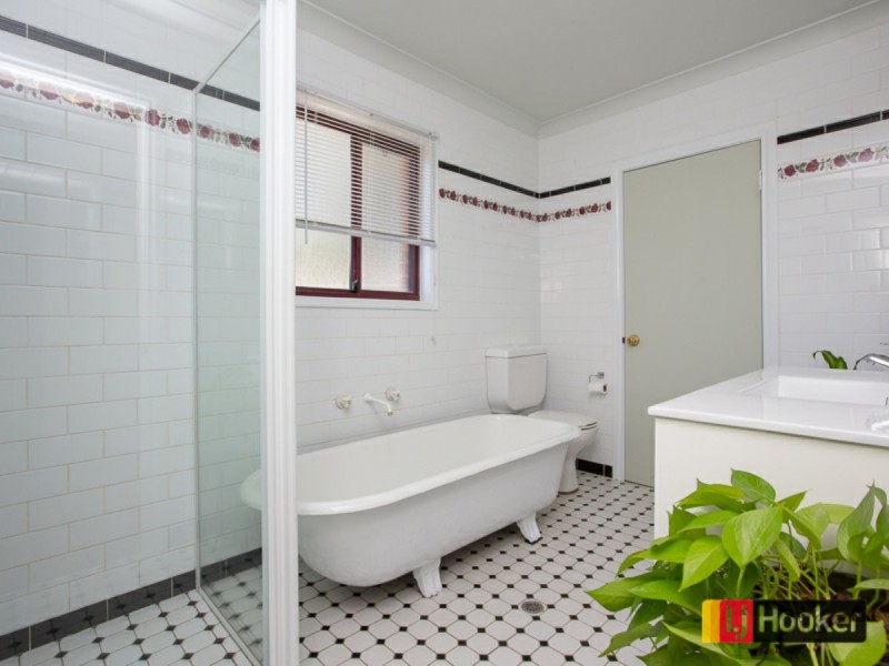 18 Matilda Place, Tamworth NSW 2340