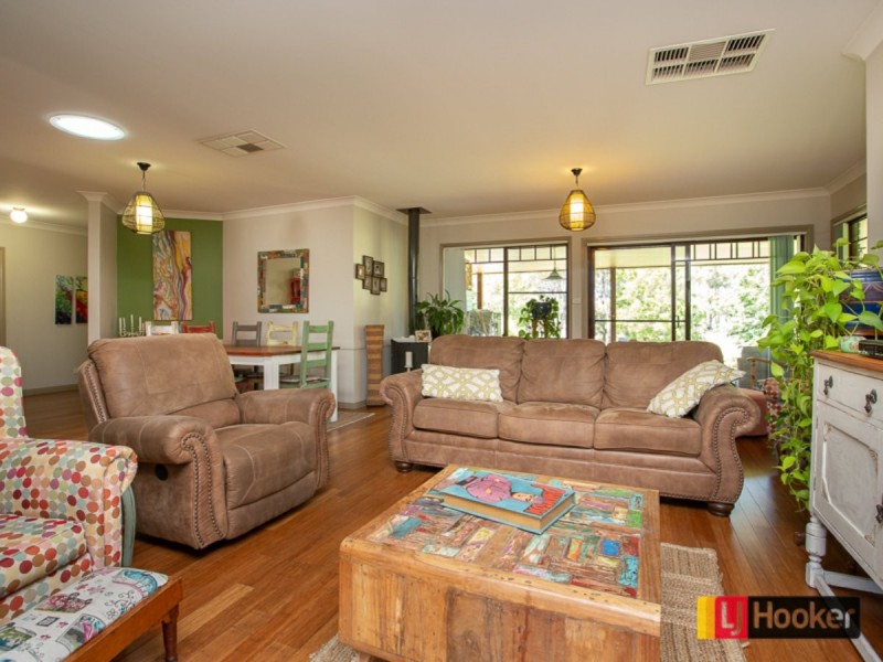 18 Matilda Place, Tamworth NSW 2340