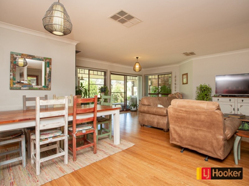 18 Matilda Place, Tamworth NSW 2340