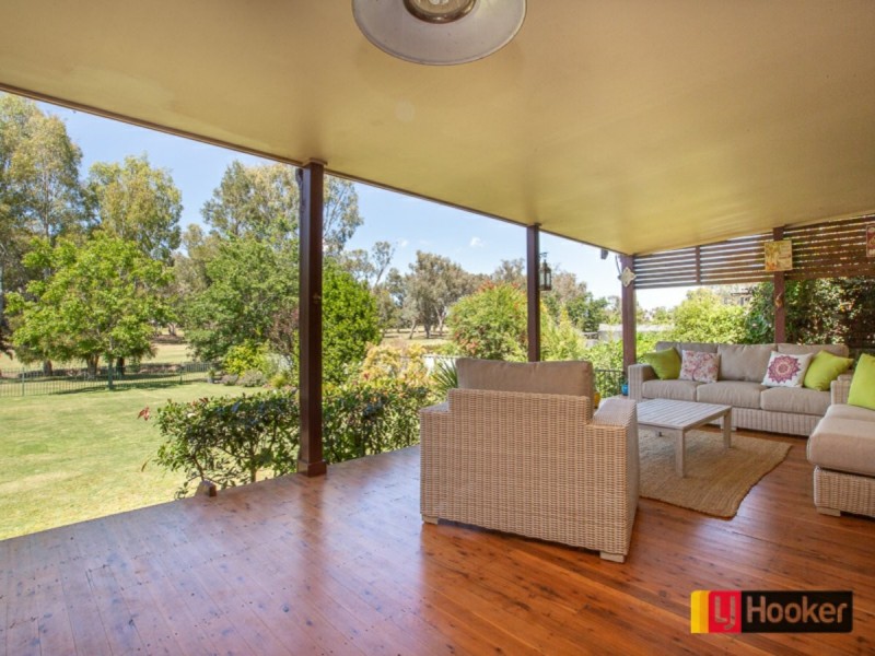18 Matilda Place, Tamworth NSW 2340