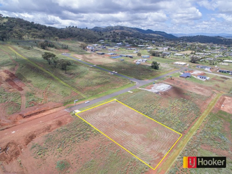 11 Decora Road, Moore Creek NSW 2340