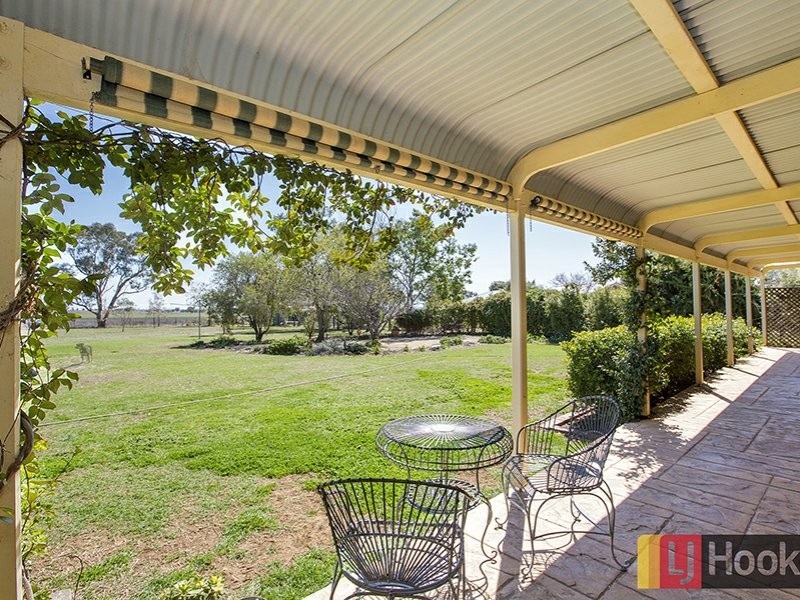 5 Cameron Ave, Tamworth NSW 2340