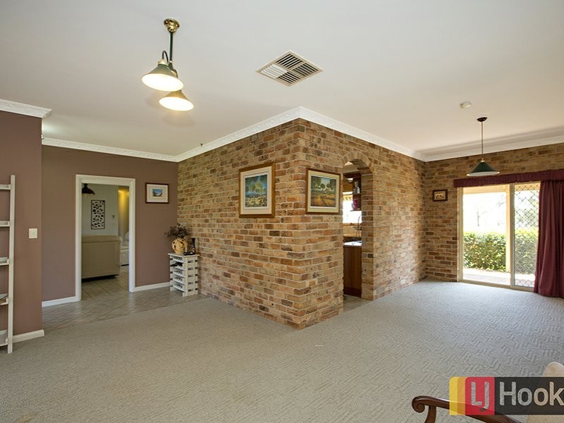 5 Cameron Ave, Tamworth NSW 2340