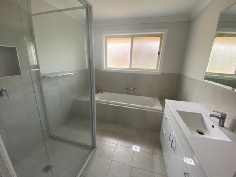 37a Crown Street, West Tamworth NSW 2340