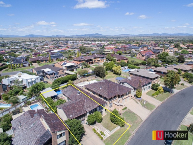 18 Amaroo Road, Hillvue NSW 2340