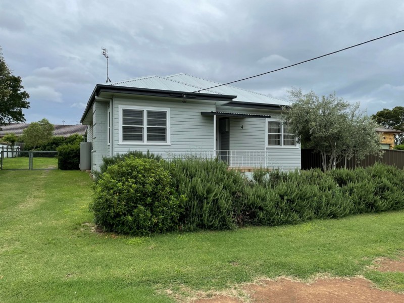 4 Wise Street, Tamworth NSW 2340
