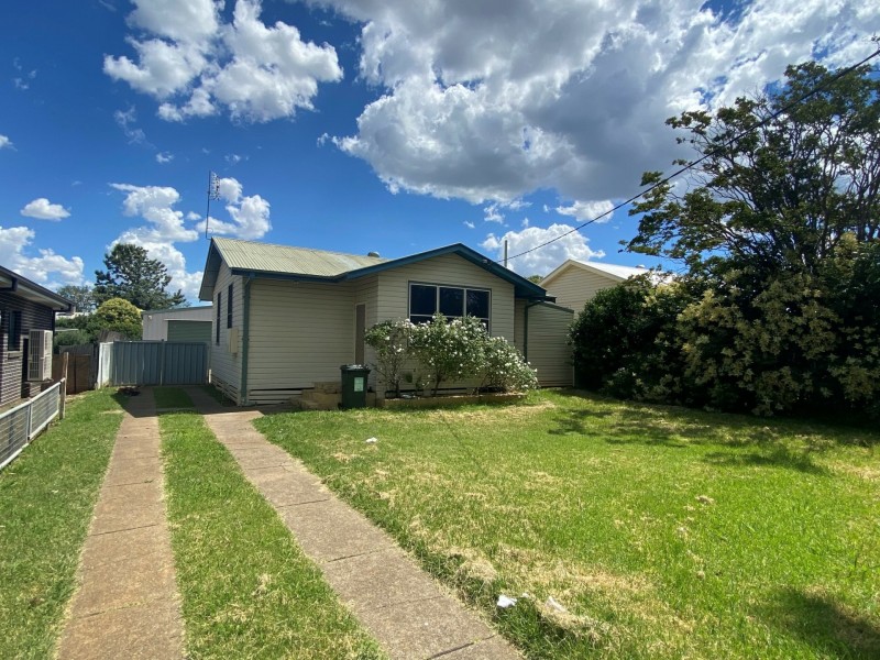 13 Anthony Road, South Tamworth NSW 2340