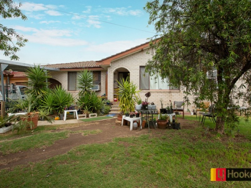 12 Edinburgh Street, Tamworth NSW 2340