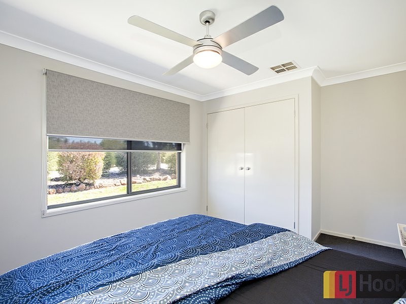 15 Landsborough Close, Tamworth NSW 2340