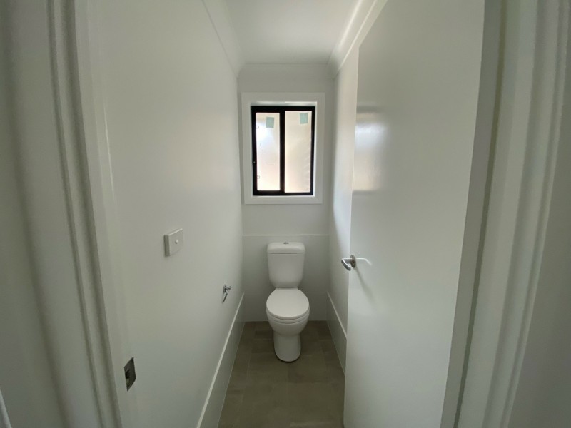 24 Grand Meadows Drive, North Tamworth NSW 2340