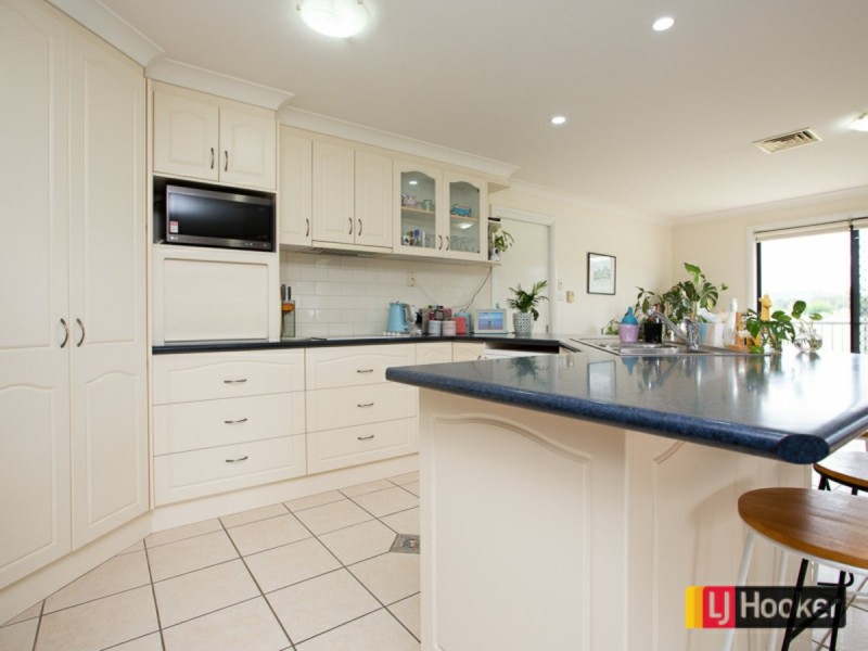 7 Banksia Close, Kootingal NSW 2352