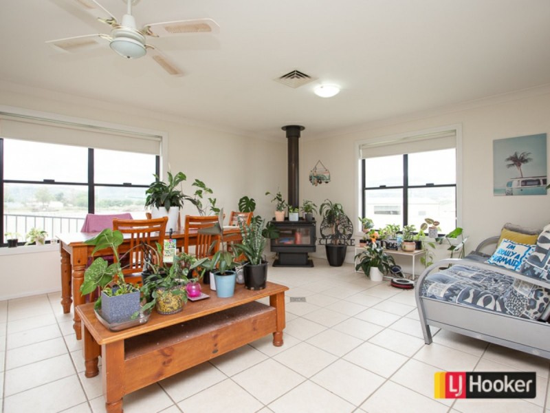 7 Banksia Close, Kootingal NSW 2352