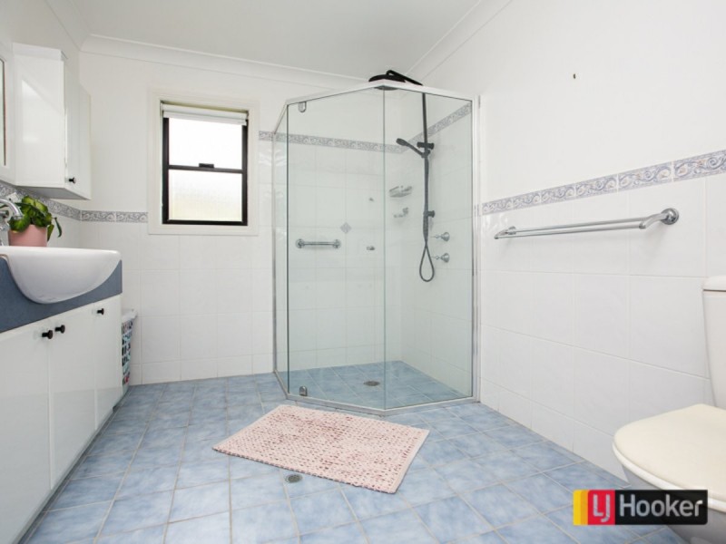 7 Banksia Close, Kootingal NSW 2352