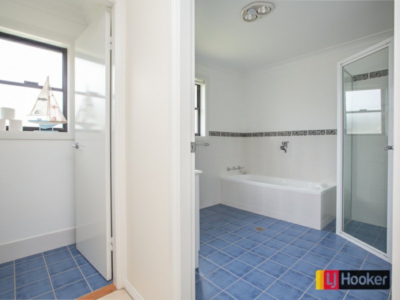 7 Banksia Close, Kootingal NSW 2352