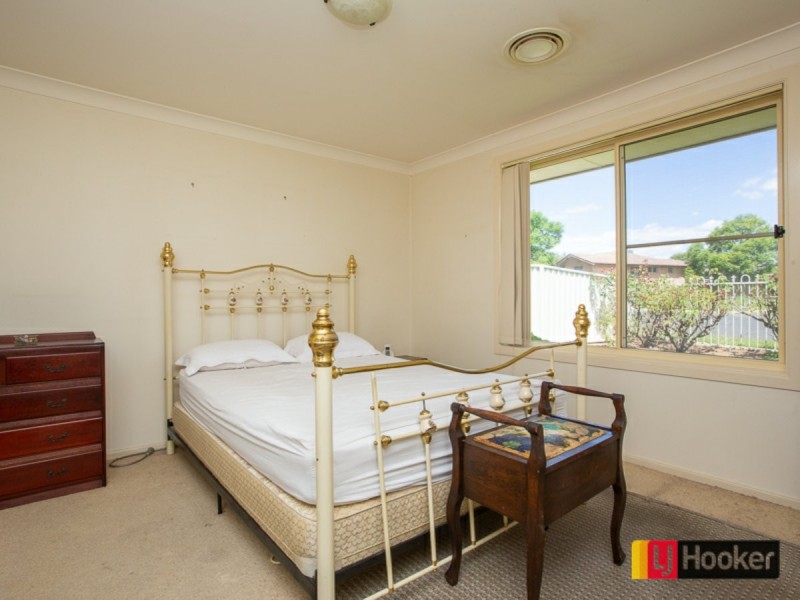 31 Illoura Street, Hillvue NSW 2340