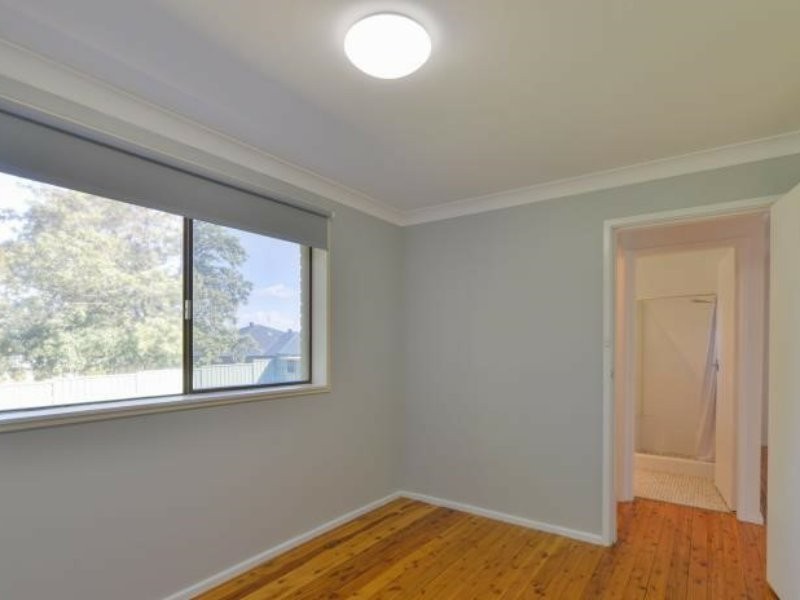 111 Manilla Road, Tamworth NSW 2340