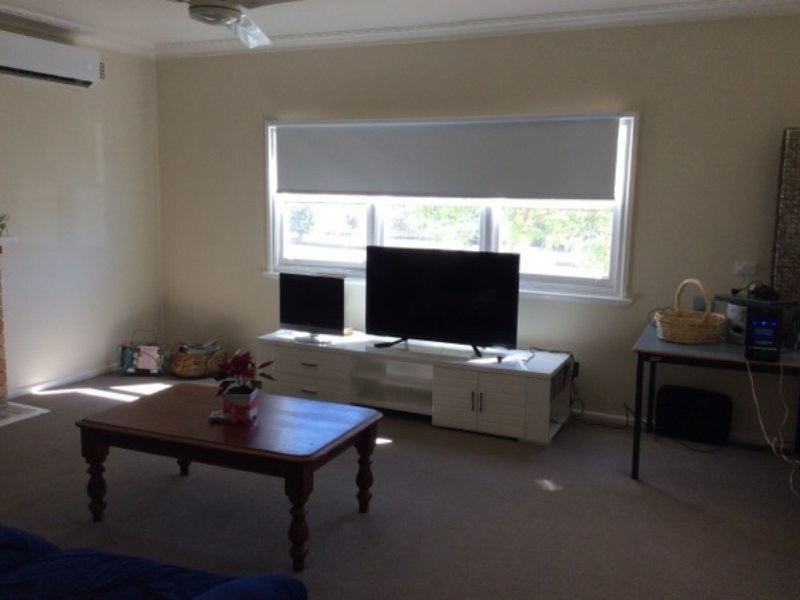 2/2 Begonia Street, Tamworth NSW 2340