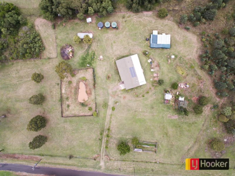 11 Joshua Place, Moore Creek NSW 2340