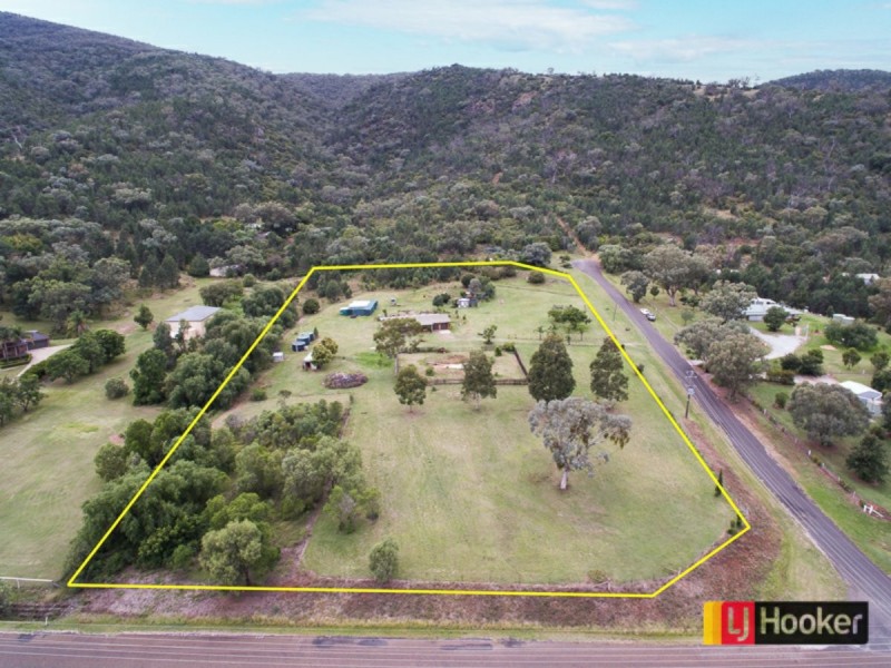 11 Joshua Place, Moore Creek NSW 2340