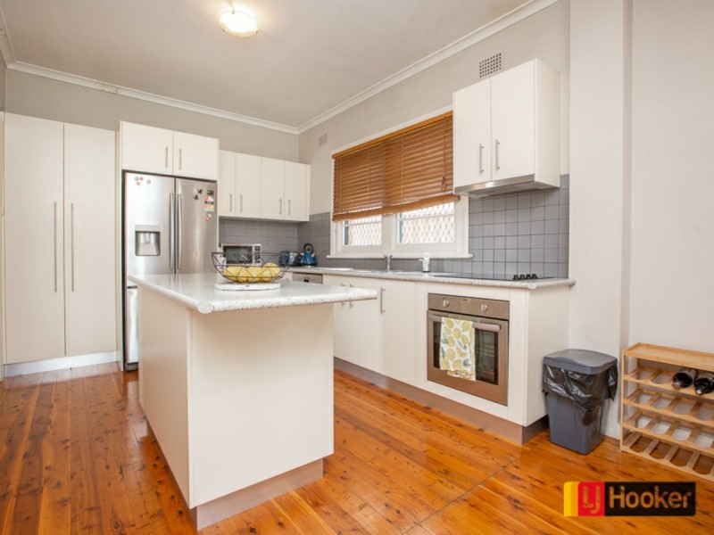 23 Roderick Street, Tamworth NSW 2340