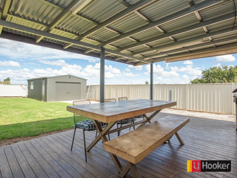 23 Roderick Street, Tamworth NSW 2340