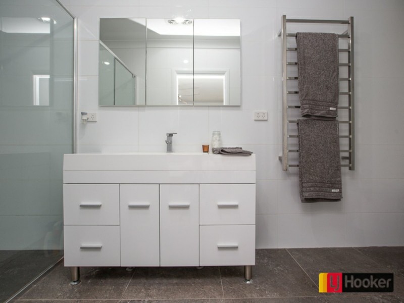 96 White Street, East Tamworth NSW 2340