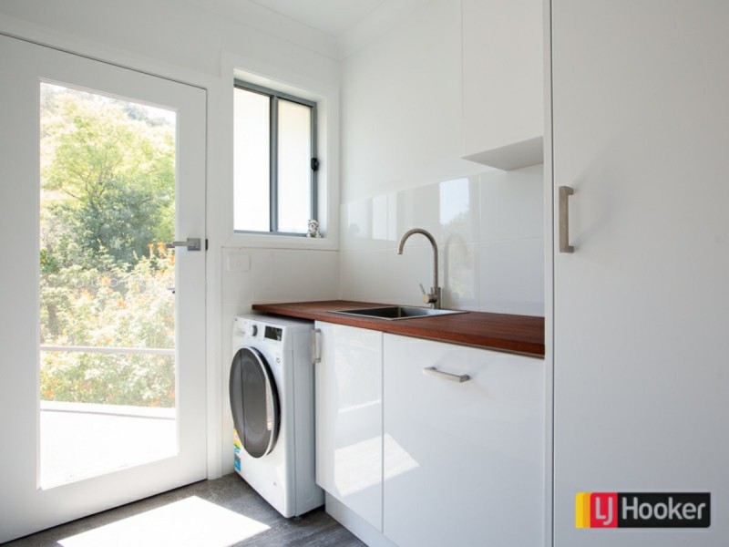 96 White Street, East Tamworth NSW 2340