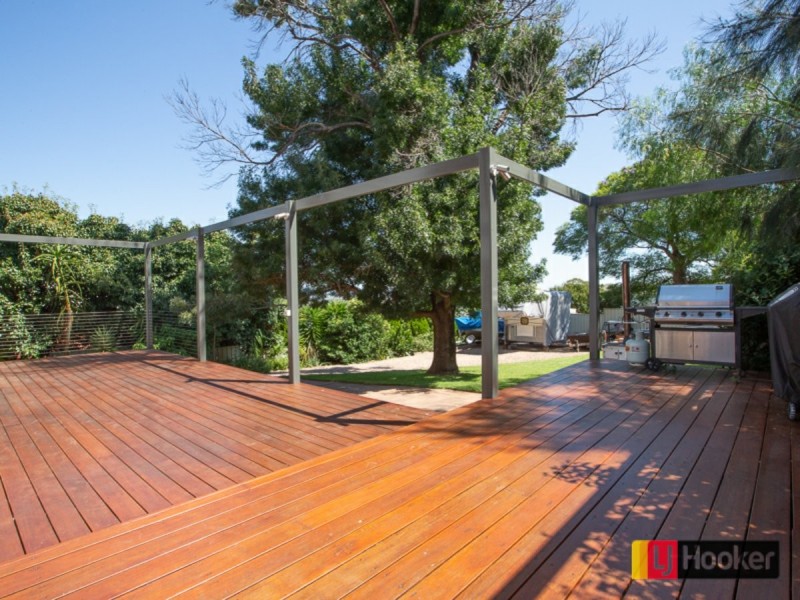 96 White Street, East Tamworth NSW 2340